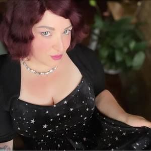 Meet your Posher, Stephanie sam